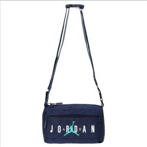 Jordan Crossbody Bag (3.3L)  Blue